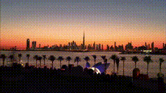 美晚霞海边日落晚霞城市风景