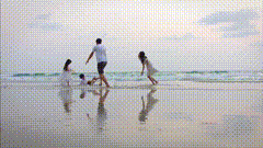 阳光沙滩海浪夏天该有的样子