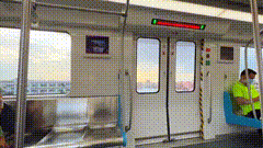 什么是现实地铁随拍现场实拍路人视角