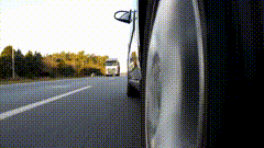 车轮视角拍摄公路视频素材